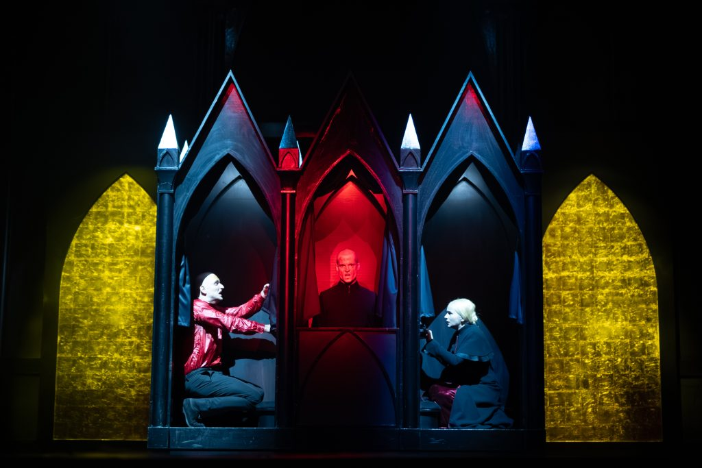MACBETH MACBETH