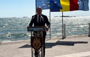 ACASA PREMIERUL BOLOJAN, HUIDUIT DE ZIUA MARINEI