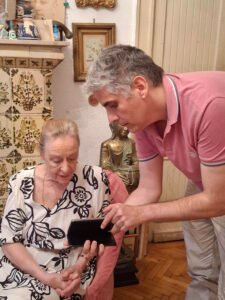 „UN FILM DESPRE VIAȚA MEA AR TREBUI SĂ SE NUMEASCĂ ÎNTRE DOUĂ LUMI” unnamed